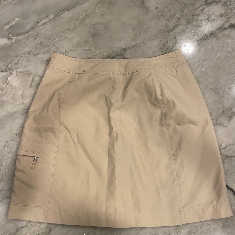 Khaki Golf skort, Izod Women’s 6